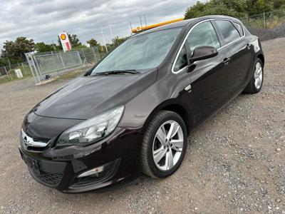 Używane Opel Astra - 39 900 PLN, 99 000 km, 2014