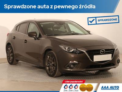 Używane Mazda 3 - 70 000 PLN, 38 828 km, 2016