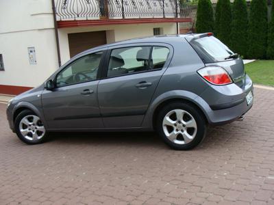 Używane Opel Astra - 10 900 PLN, 216 000 km, 2004