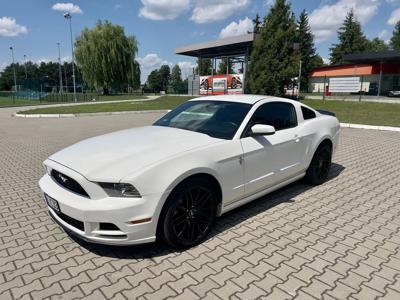 Używane Ford Mustang - 75 000 PLN, 141 000 km, 2013