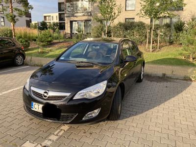 Używane Opel Astra - 27 800 PLN, 169 000 km, 2011