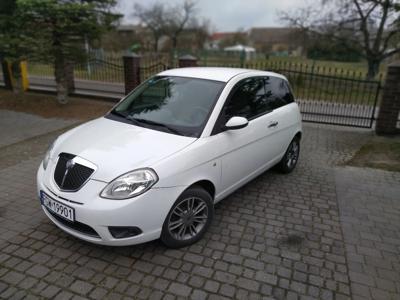 Używane Lancia Ypsilon - 8 000 PLN, 200 000 km, 2008