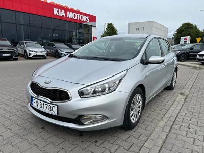 Używane Kia Ceed - 31 900 PLN, 164 100 km, 2013