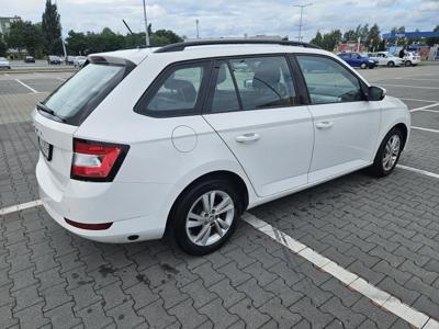 Używane Skoda Fabia - 36 999 PLN, 183 000 km, 2021