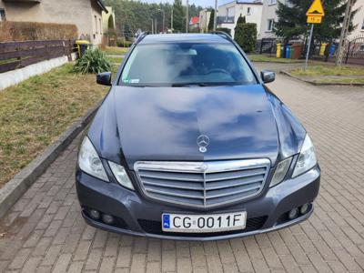 Używane Mercedes-Benz Klasa E - 35 900 PLN, 290 000 km, 2011