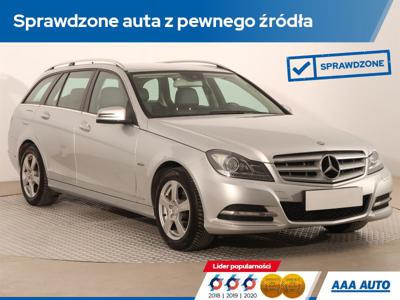 Używane Mercedes-Benz Klasa C - 55 000 PLN, 125 960 km, 2011