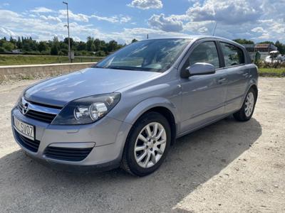 Używane Opel Astra - 9 500 PLN, 260 000 km, 2004