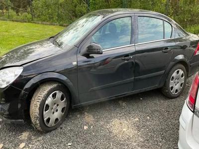 Używane Opel Astra - 9 500 PLN, 90 500 km, 2009