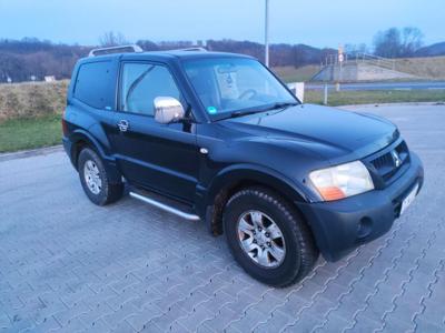 Używane Mitsubishi Pajero - 25 000 PLN, 214 100 km, 2006