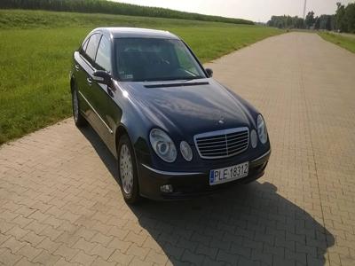 Używane Mercedes-Benz Klasa E - 19 850 PLN, 142 300 km, 2002