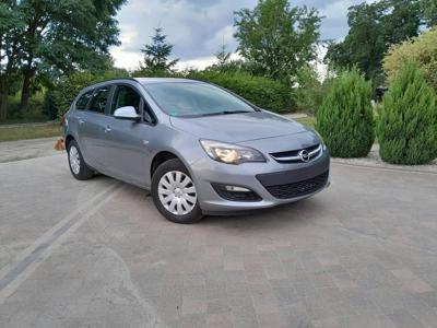 Używane Opel Astra - 29 900 PLN, 97 000 km, 2014