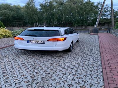 Używane Opel Astra - 38 400 PLN, 229 789 km, 2016