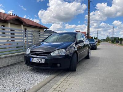 Używane Volkswagen Golf - 10 800 PLN, 273 788 km, 2005