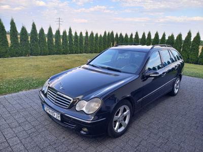 Używane Mercedes-Benz Klasa C - 10 500 PLN, 363 189 km, 2004