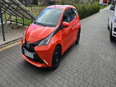 Używane Toyota Aygo - 32 000 PLN, 60 200 km, 2015