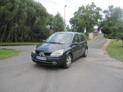 Używane Renault Scenic - 8 000 PLN, 225 176 km, 2008