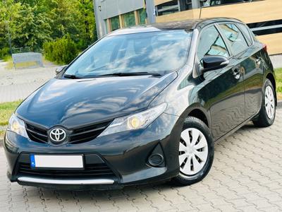 Używane Toyota Auris - 27 900 PLN, 275 000 km, 2013