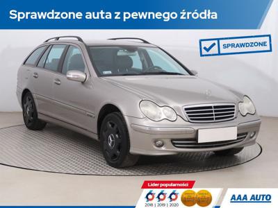 Używane Mercedes-Benz Klasa C - 15 800 PLN, 139 978 km, 2005