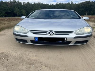 Używane Volkswagen Golf - 9 000 PLN, 286 000 km, 2005