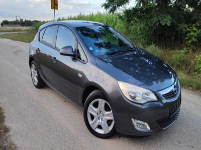 Używane Opel Astra - 22 900 PLN, 250 000 km, 2010