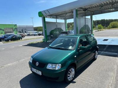 Używane Volkswagen Polo - 5 000 PLN, 180 250 km, 2001