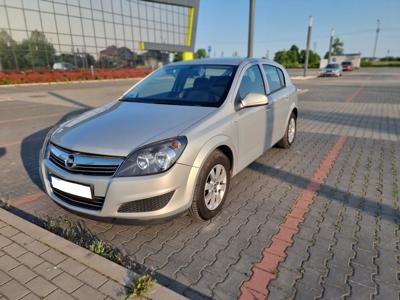 Używane Opel Astra - 22 500 PLN, 125 000 km, 2011