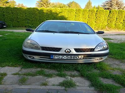 Używane Renault Clio - 4 300 PLN, 266 000 km, 2003