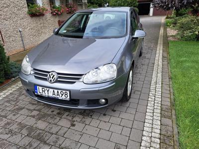Używane Volkswagen Golf - 10 000 PLN, 380 000 km, 2006