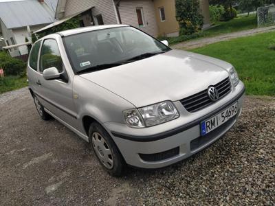 Używane Volkswagen Polo - 2 000 PLN, 272 156 km, 1999