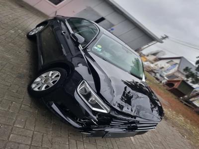 Używane Volkswagen Passat - 30 900 PLN, 288 000 km, 2018