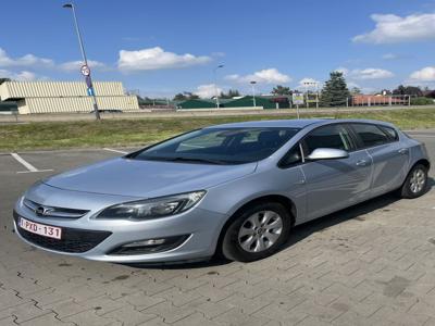 Używane Opel Astra - 29 900 PLN, 193 400 km, 2014