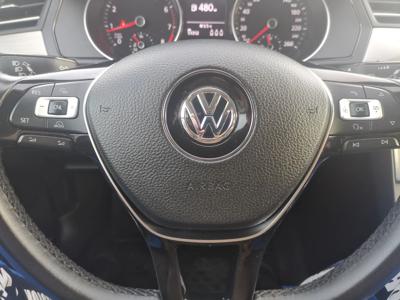 Używane Volkswagen Passat - 75 250 PLN, 60 500 km, 2017