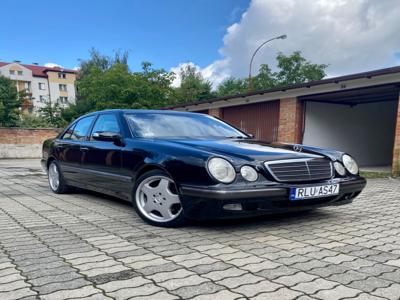 Używane Mercedes-Benz Klasa E - 43 000 PLN, 151 000 km, 2001