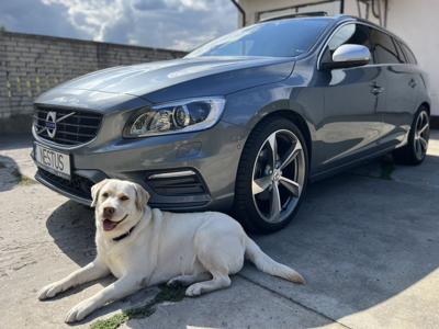 Używane Volvo V60 - 72 900 PLN, 224 900 km, 2018