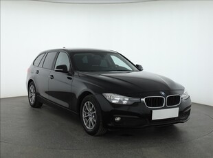 BMW SERIA 3 V (F30/F31/F34) BMW SERIA 3 , 190 KM, Automat, Navi, Klimatronic, Tempomat, Parktronic,