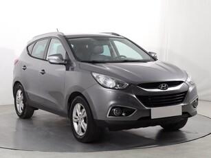 Hyundai ix35 , Skóra, Navi, Klimatronic, Tempomat, Parktronic,