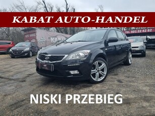 Kia Cee'd I Klima-Alu 17-Navi-Kamera-Podgrzewanie siedzenia-10 Air bag- B. Ładny