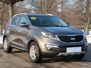 Kia Sportage III , Salon Polska, Serwis ASO, 184 KM, Skóra, Navi, Xenon,