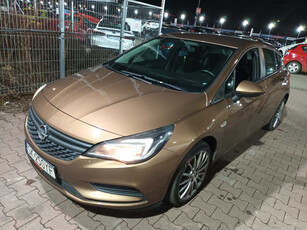 Opel Astra 2015 1.0 Turbo 132822km Essentia