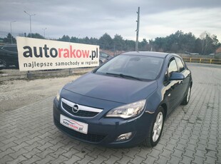 Opel Astra J