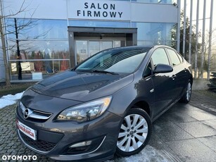 Opel Astra J