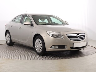 Opel Insignia , Salon Polska, Klimatronic, Tempomat