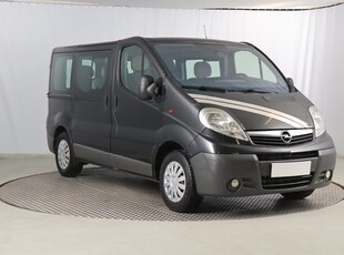 Opel Vivaro , L1H1, 9 Miejsc