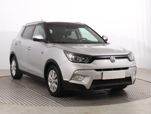 Ssangyong Tivoli I , Salon Polska, Serwis ASO, Automat, Klimatronic, Tempomat,