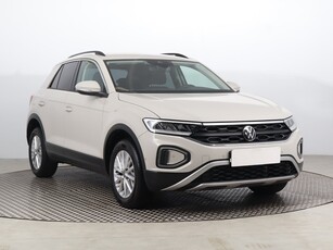 Volkswagen T-Roc , Salon Polska, 1. Właściciel, Serwis ASO, Klima, Tempomat,