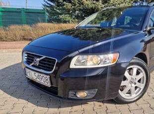 Volvo V50 II