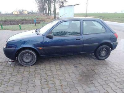 Ford Fiesta 2001 rok 1.2 ben