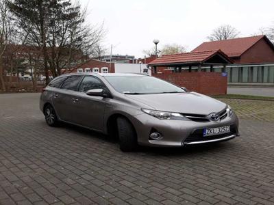 Toyota Auris Hybrid