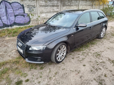 Audi A4 IV (B8) AUDI A4 3XS-LINE 1.8 TFSI 120KM 2011