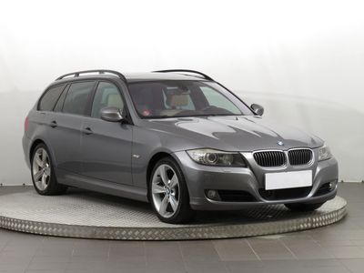 BMW 3 2009 320 i Kombi